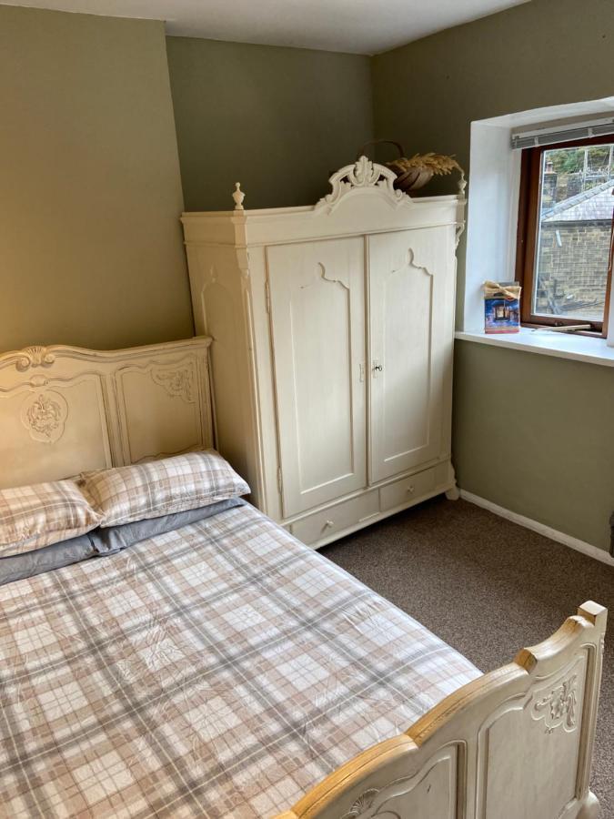 Holiday home Calderside *